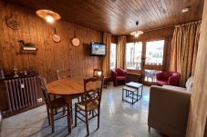 Apartment in La Clusaz - ELAN 15