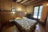 Apartment in La Clusaz - Alpée 4 - Apartment in chalet for 6 people 2* Apartment in La Clusaz - Alpée 4 - Apartment in chalet for 6 people 2*