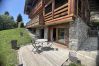 Apartment in La Clusaz - NEW TO RENT Charming modern one-bedroom apartment in a peaceful chalet – terrace/garden, mountain view, Wi-Fi included