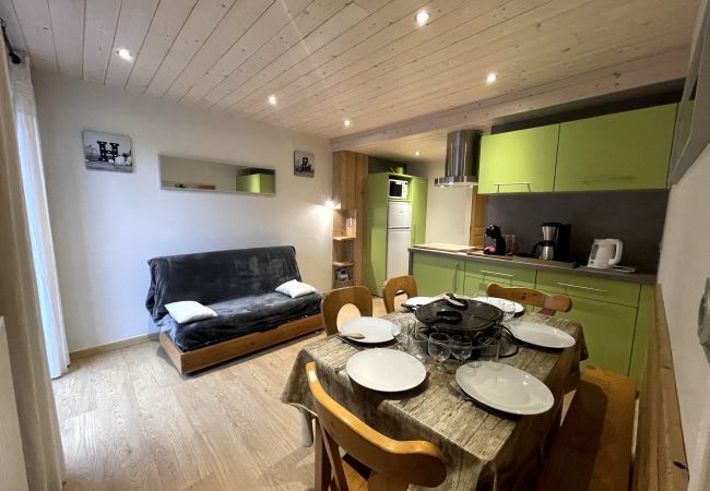 Apartment in La Clusaz - Gentianes 3 - Apartment 3*** village center, near ski slope for 5 people Apartment in La Clusaz - Gentianes 3 - Apartment 3*** village center, near ski slope for 5 people