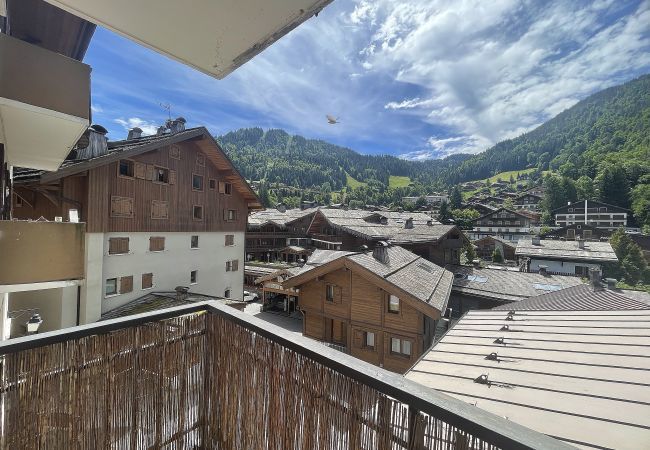 Apartment in La Clusaz - Bedière, apartment 3 - for 8 people 3* in the village  Apartment in La Clusaz - Bedière, apartment 3 - for 8 people 3* in the village