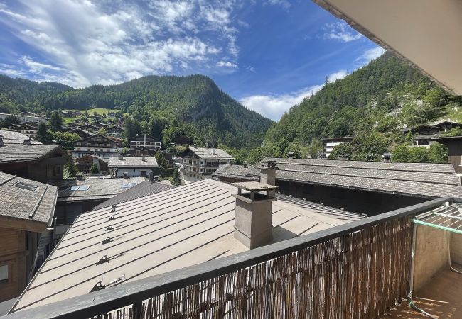 Apartment in La Clusaz - Bedière, apartment 3 - for 8 people 3* in the village  Apartment in La Clusaz - Bedière, apartment 3 - for 8 people 3* in the village
