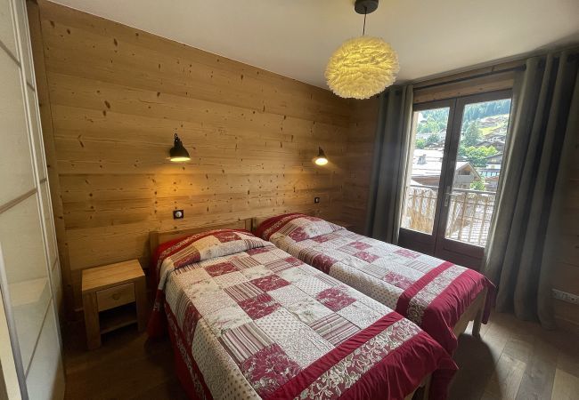 Apartment in La Clusaz - Bedière, apartment 3 - for 8 people 3* in the village  Apartment in La Clusaz - Bedière, apartment 3 - for 8 people 3* in the village