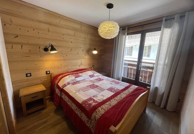 Apartment in La Clusaz - Bedière, apartment 3 - for 8 people 3* in the village  Apartment in La Clusaz - Bedière, apartment 3 - for 8 people 3* in the village