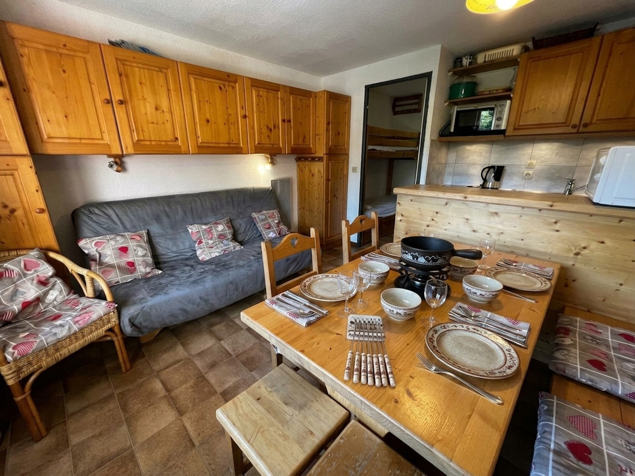  in La Clusaz - BIBLOS 15 - Apartment in the village center, close to the slopes - Parking