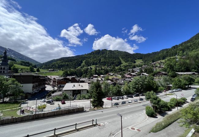 Apartment in La Clusaz - Crystal 15 - Apartment for 4 people 2* in the village  Apartment in La Clusaz - Crystal 15 - Apartment for 4 people 2* in the village