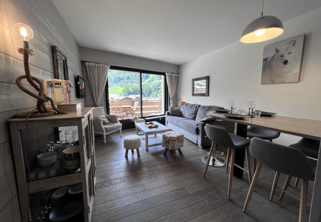 Apartment in La Clusaz - Crystal 15 - Apartment for 4 people 2* in the village  Apartment in La Clusaz - Crystal 15 - Apartment for 4 people 2* in the village