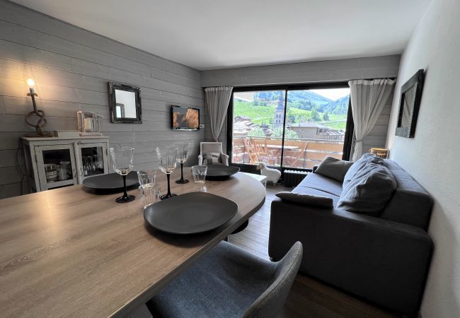 Apartment in La Clusaz - Crystal 15 - Apartment for 4 people 2* in the village  Apartment in La Clusaz - Crystal 15 - Apartment for 4 people 2* in the village