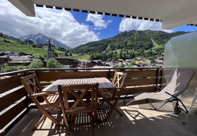 Apartment in La Clusaz - Crystal 15 - Apartment for 4 people 2* in the village  Apartment in La Clusaz - Crystal 15 - Apartment for 4 people 2* in the village