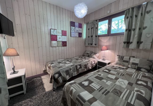 Apartment in La Clusaz - Crystal 15 - Apartment for 4 people 2* in the village  Apartment in La Clusaz - Crystal 15 - Apartment for 4 people 2* in the village