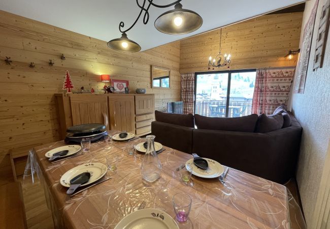 Apartment in La Clusaz - Crystal 25 - Duplex for 6 people 3* in the village Apartment in La Clusaz - Crystal 25 - Duplex for 6 people 3* in the village