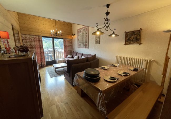 Apartment in La Clusaz - Crystal 25 - Duplex for 6 people 3* in the village Apartment in La Clusaz - Crystal 25 - Duplex for 6 people 3* in the village