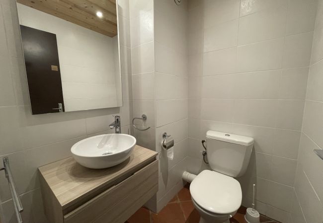 Apartment in La Clusaz - Crystal 25 - Duplex for 6 people 3* in the village Apartment in La Clusaz - Crystal 25 - Duplex for 6 people 3* in the village