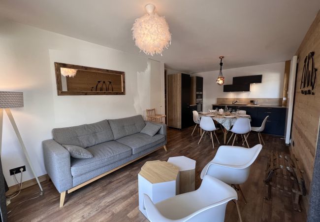 Apartment in La Clusaz - Elan 12 - Apartment for 8 people 3* in the village Apartment in La Clusaz - Elan 12 - Apartment for 8 people 3* in the village