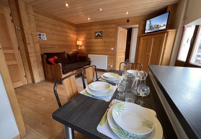 Apartment in La Clusaz - Gentianes 3 bis - Apartment 3*** village center, near ski slope 4 pers. Apartment in La Clusaz - Gentianes 3 bis - Apartment 3*** village center, near ski slope 4 pers.