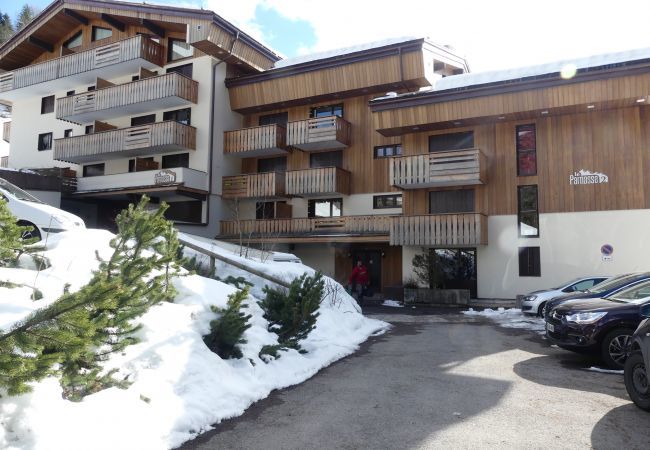 Studio in La Clusaz - Parnasse 203 - Apartment 3* on the ski slope, in the village for 4 people Studio in La Clusaz - Parnasse 203 - Apartment 3* on the ski slope, in the village for 4 people