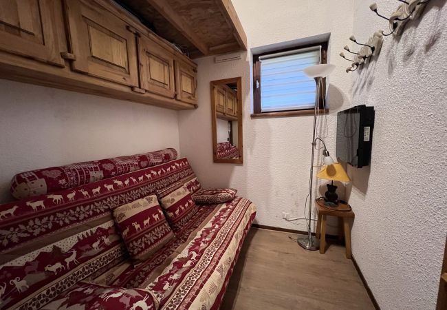 Apartment in La Clusaz - Richemont 12 - Duplex for 4 people 2* near ski slopes Apartment in La Clusaz - Richemont 12 - Duplex for 4 people 2* near ski slopes