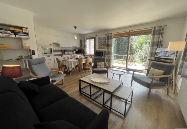 Apartment in La Clusaz - Rose de Noel - Appartement ground floor for 6 people 3* Apartment in La Clusaz - Rose de Noel - Appartement ground floor for 6 people 3*