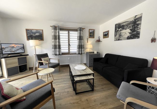 Apartment in La Clusaz - Rose de Noel - Appartement garden level for 6 people 3*