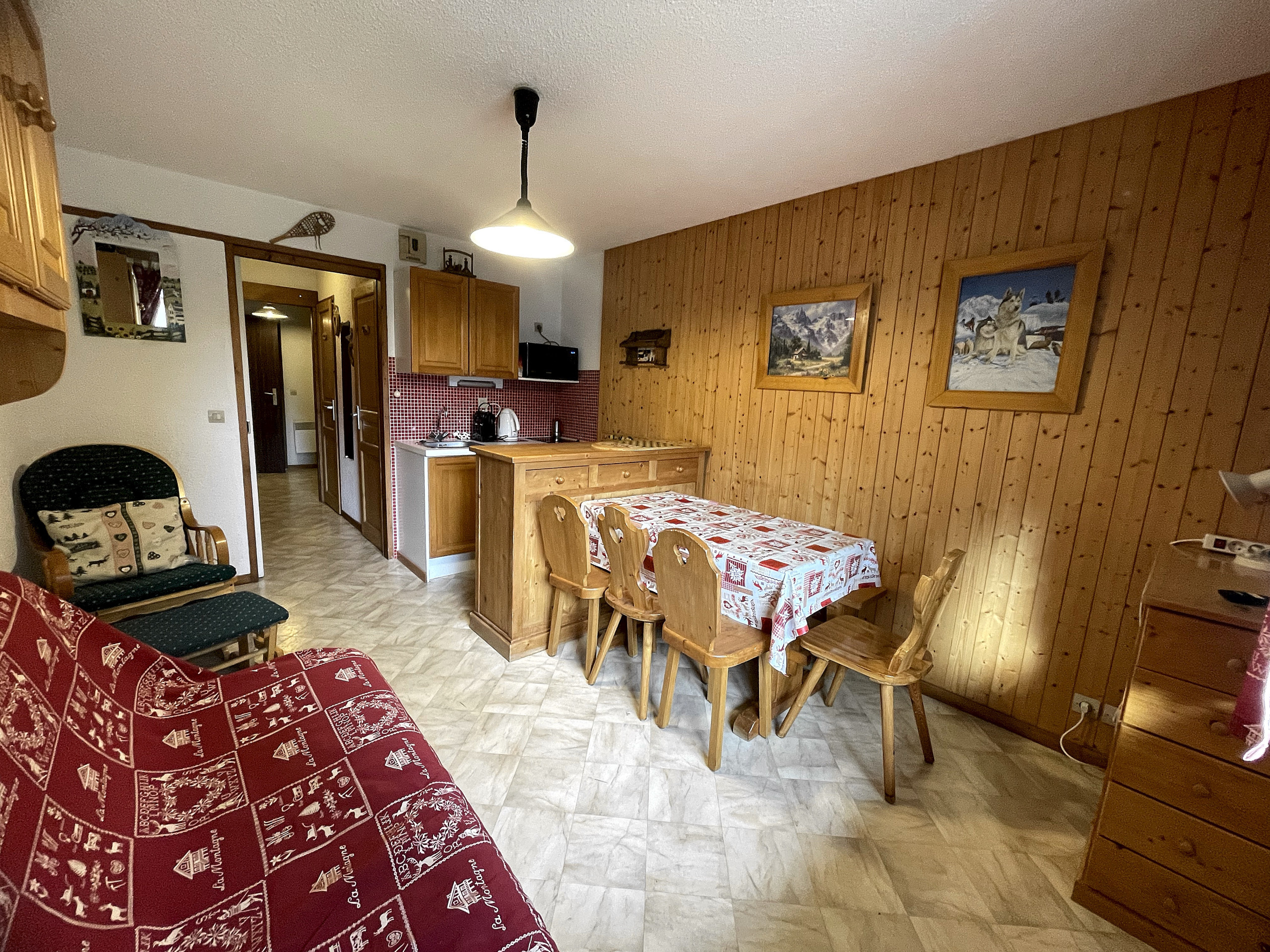  in La Clusaz - Aravis B18 - Appartment 4/5 pers - 2**