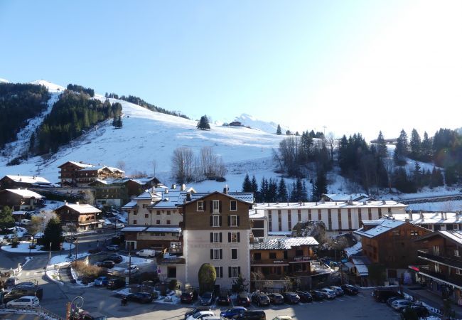 Apartment in La Clusaz - Elan 15 - Flat for 6 people, village center, 2* Apartment in La Clusaz - Elan 15 - Flat for 6 people, village center, 2*