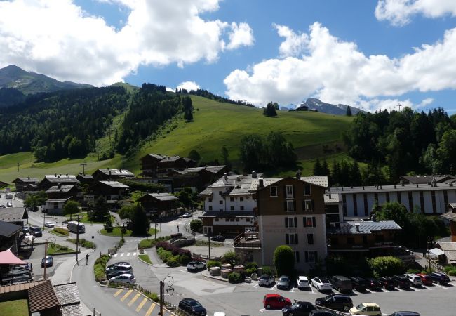 Apartment in La Clusaz - Elan 15 - Flat for 6 people, village center, 2* Apartment in La Clusaz - Elan 15 - Flat for 6 people, village center, 2*