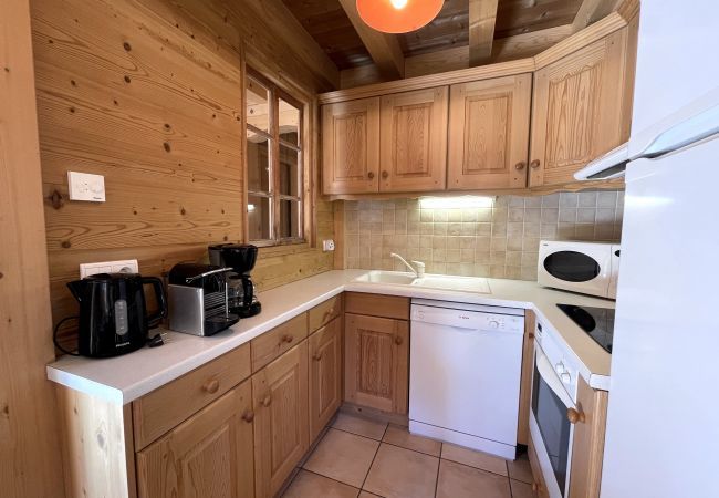 Chalet in La Clusaz - Le Paturage, charming half-chalet facing the mountains Chalet in La Clusaz - Le Paturage, charming half-chalet facing the mountains