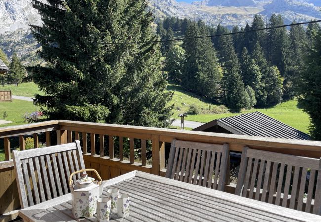 Chalet in La Clusaz - Le Paturage, charming half-chalet facing the mountains Chalet in La Clusaz - Le Paturage, charming half-chalet facing the mountains