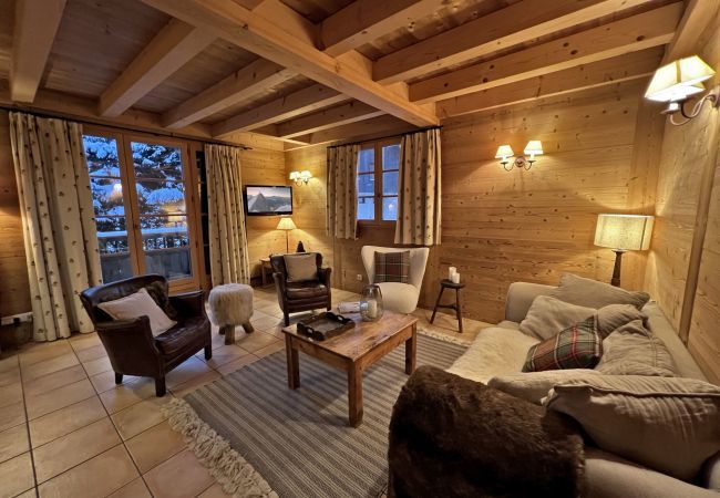 Chalet in La Clusaz - Le Paturage, charming half-chalet facing the mountains Chalet in La Clusaz - Le Paturage, charming half-chalet facing the mountains