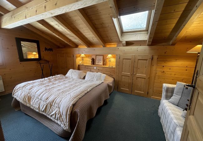 Chalet in La Clusaz - Le Paturage, charming half-chalet facing the mountains Chalet in La Clusaz - Le Paturage, charming half-chalet facing the mountains