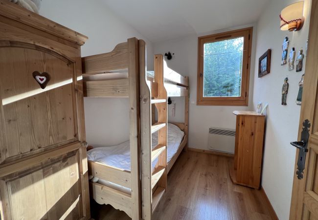 Apartment in La Clusaz - Tendieu Soleil B1 - Apartment in chalet 6 people, mountain view Apartment in La Clusaz - Tendieu Soleil B1 - Apartment in chalet 6 people, mountain view