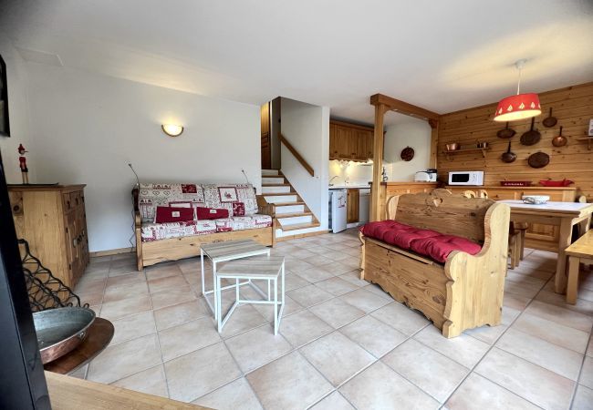 Apartment in La Clusaz - Tendieu Soleil B1 - Apartment in chalet 6 people, mountain view Apartment in La Clusaz - Tendieu Soleil B1 - Apartment in chalet 6 people, mountain view