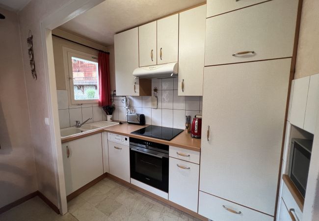 Apartment in La Clusaz - Gemeaux B - Apartment near ski slopes and village, 2* 5/6 pers.  Apartment in La Clusaz - Gemeaux B - Apartment near ski slopes and village, 2* 5/6 pers.