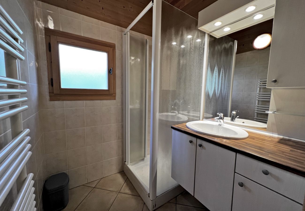 Chalet in La Clusaz - Aulp de Suz' 2 - Half chalet for 6 people 3* 