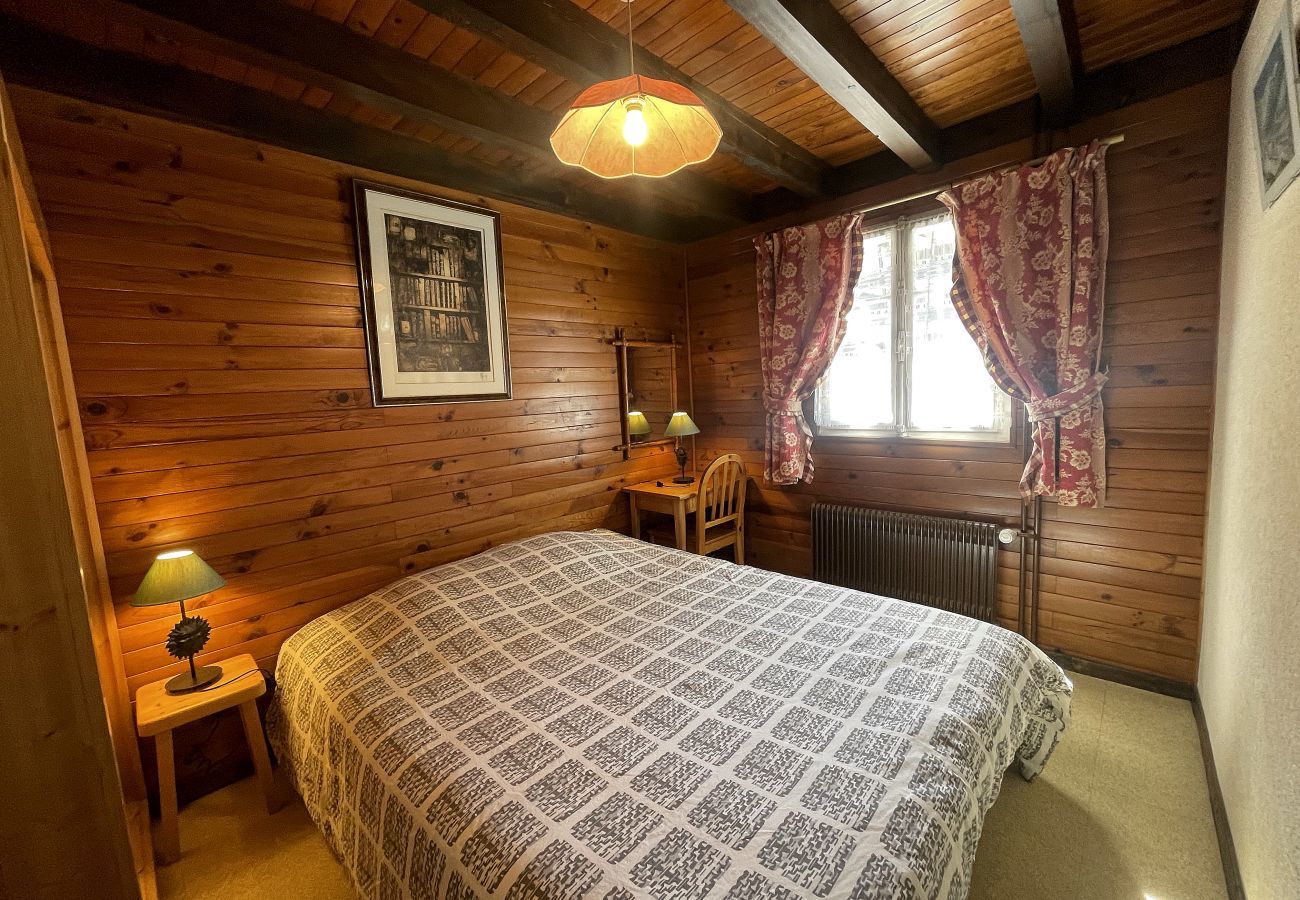 Chalet in La Clusaz - Cotterg Rez - Half chalet for 6 people 2* village centre 