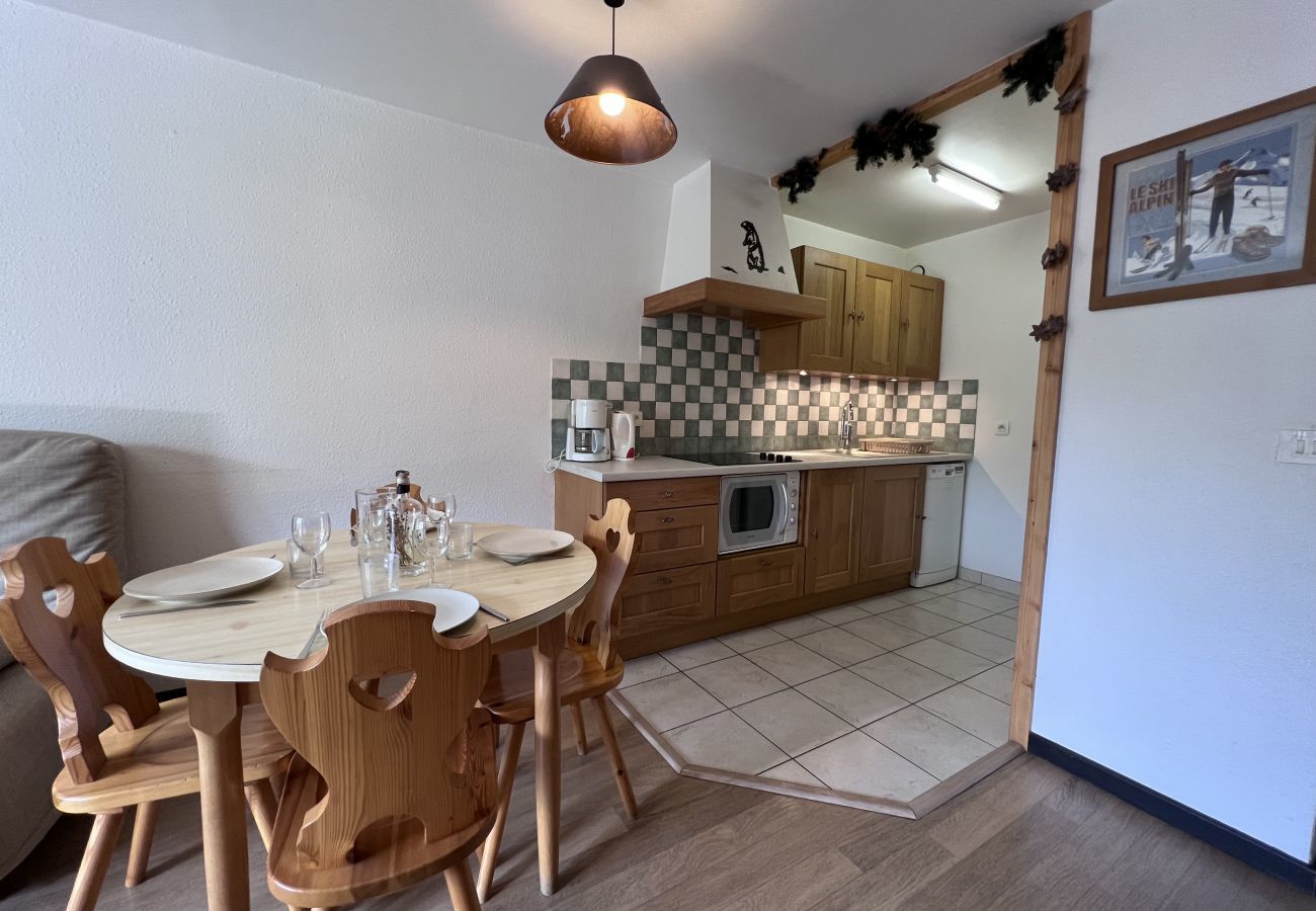 Apartment in La Clusaz - Crystal 14 - Apartment for 4 people 3* in the village 