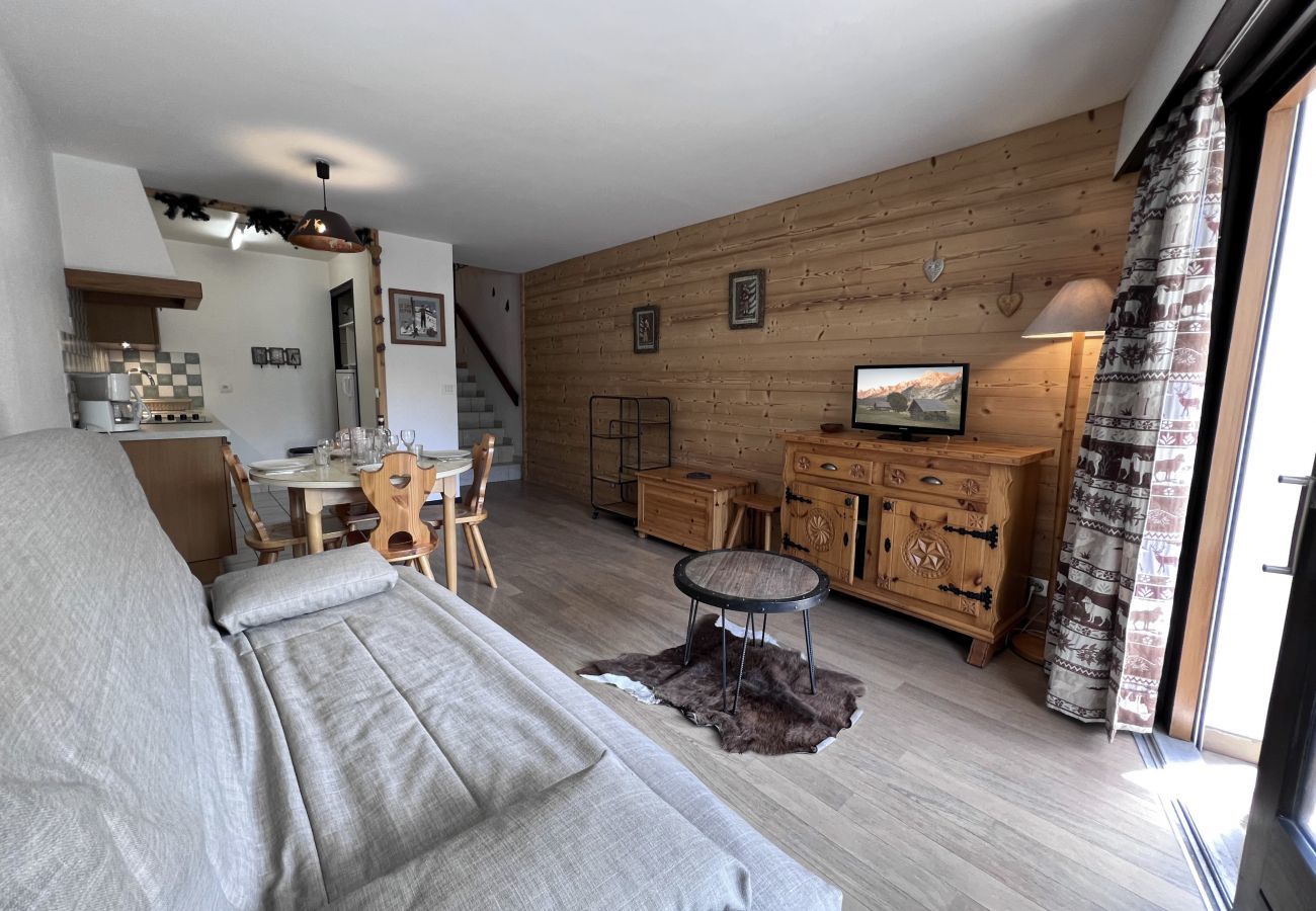 Apartment in La Clusaz - Crystal 14 - Apartment for 4 people 3* in the village 