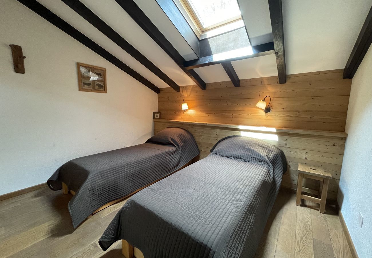 Apartment in La Clusaz - Crystal 25 - Duplex for 6 people 3* in the village