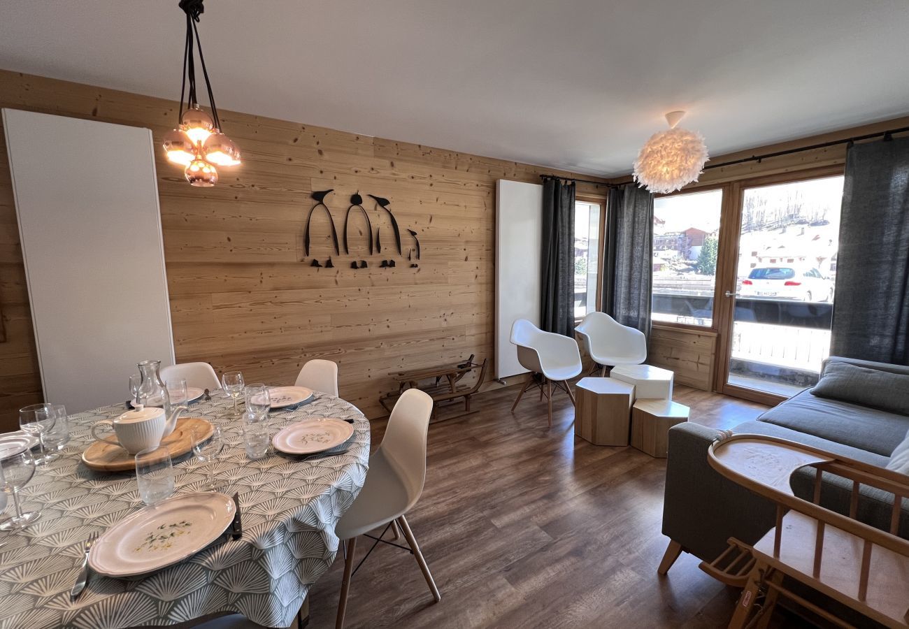 Apartment in La Clusaz - Elan 12 - Apartment for 8 people 3* in the village