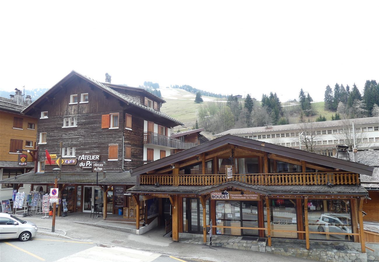 Apartment in La Clusaz - Neige et Roc 2 - Apartment 3* village center for 6 people