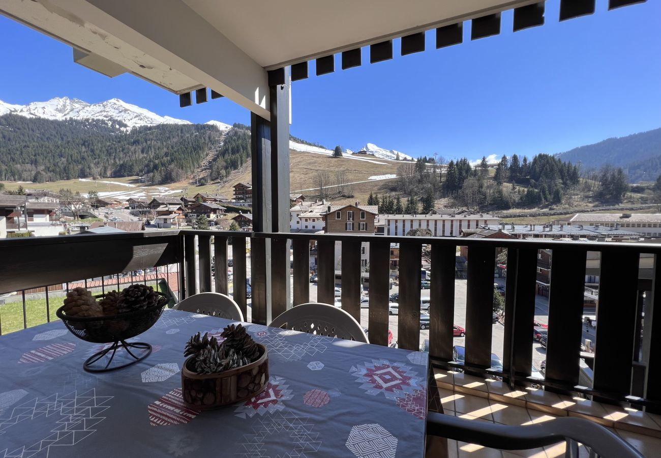 Apartment in La Clusaz - ELAN 15, 6 people, village center, 2*