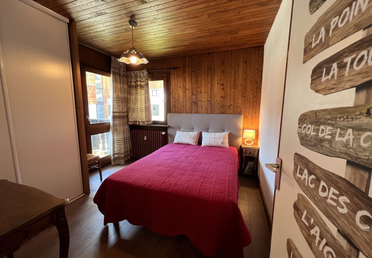 Apartment in La Clusaz - ELAN 15, 6 people, village center, 2*