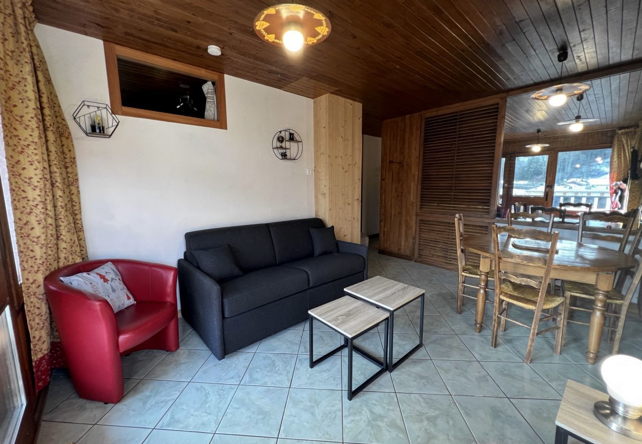 Apartment in La Clusaz - ELAN 15, 6 people, village center, 2*