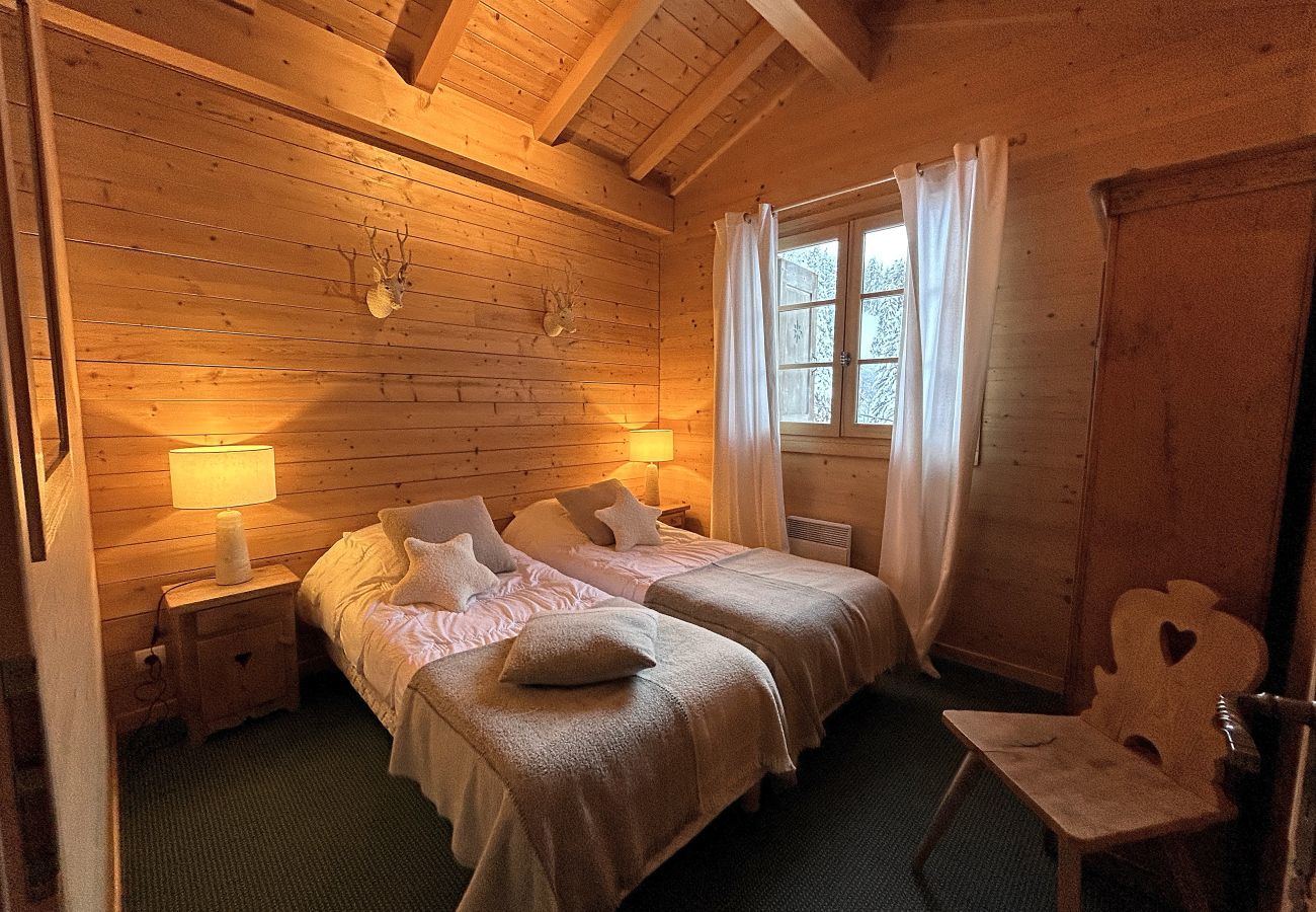 Chalet in La Clusaz - Le Paturage, charming half-chalet facing the mountains