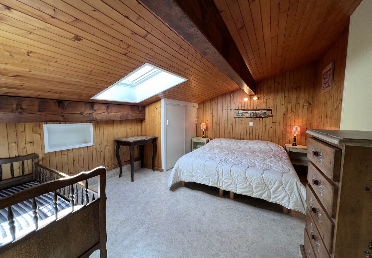 Apartment in La Clusaz - Crepuscule 5 - Apartment near ski slopes and village, 4 pers. 2*