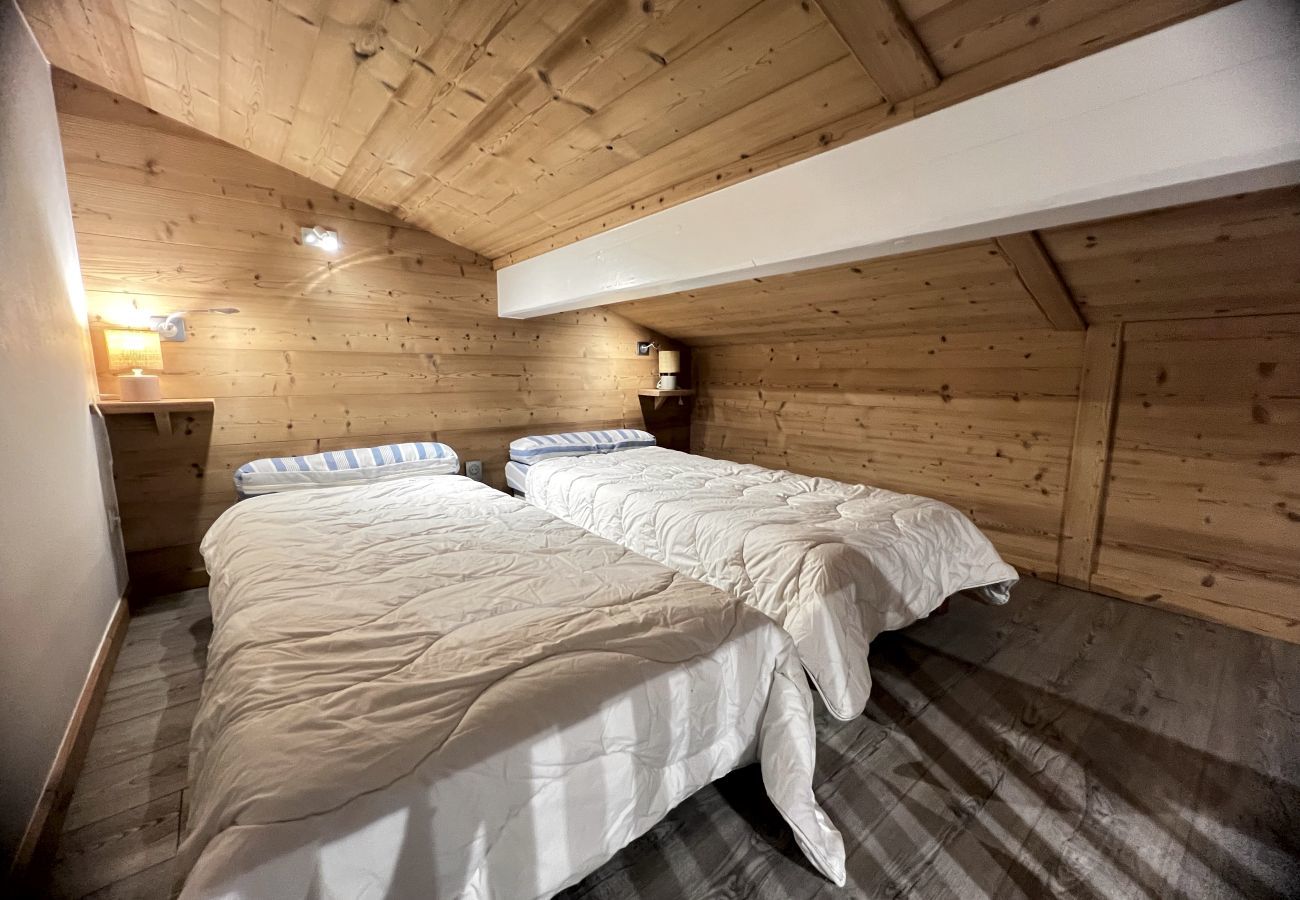 Apartment in La Clusaz - Crepuscule 5 - Apartment near ski slopes and village, 2* 4 pers.