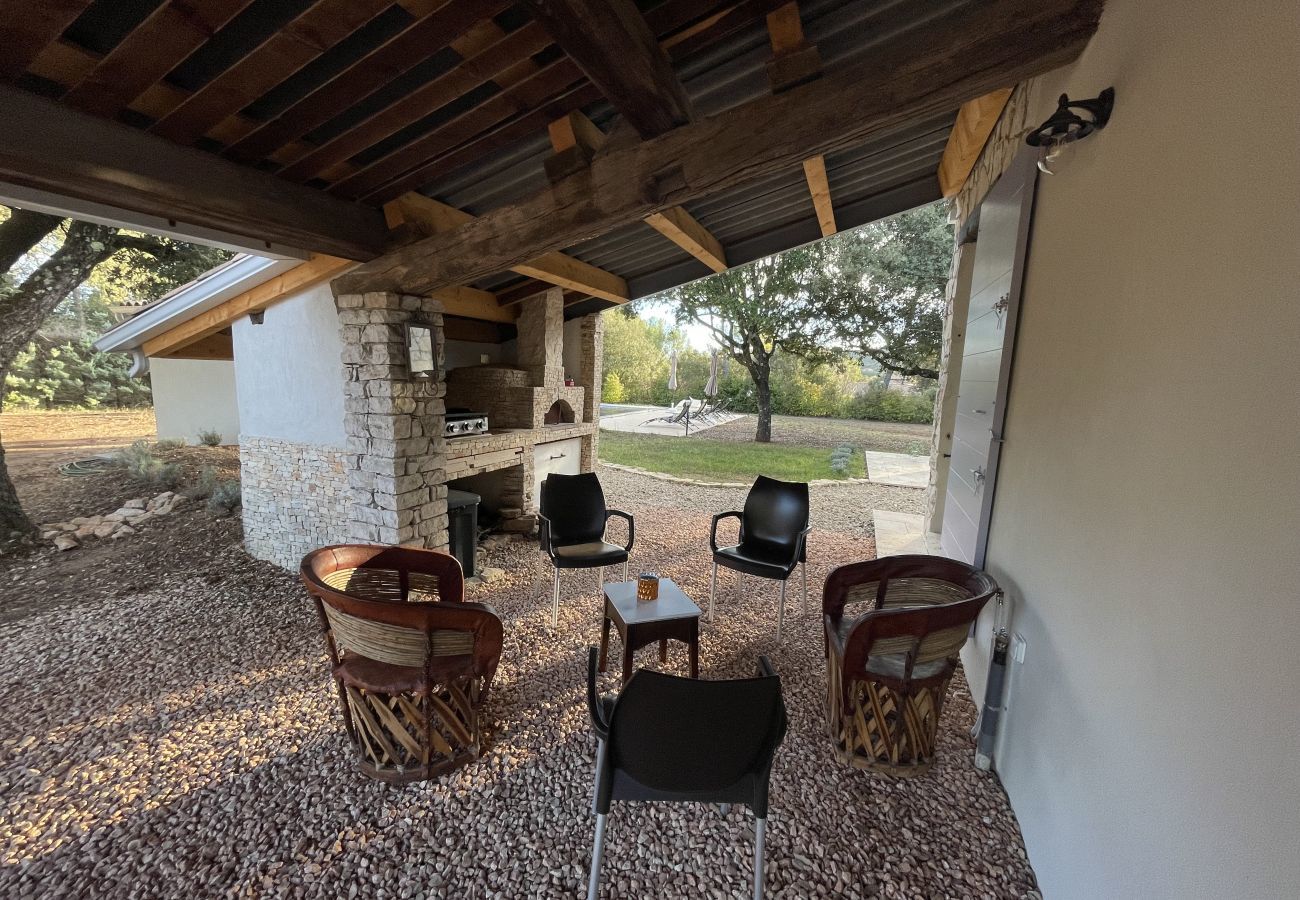 Country house in Fox-Amphoux - CLOS LE LAVANDIN: large property at the gates of the Verdon