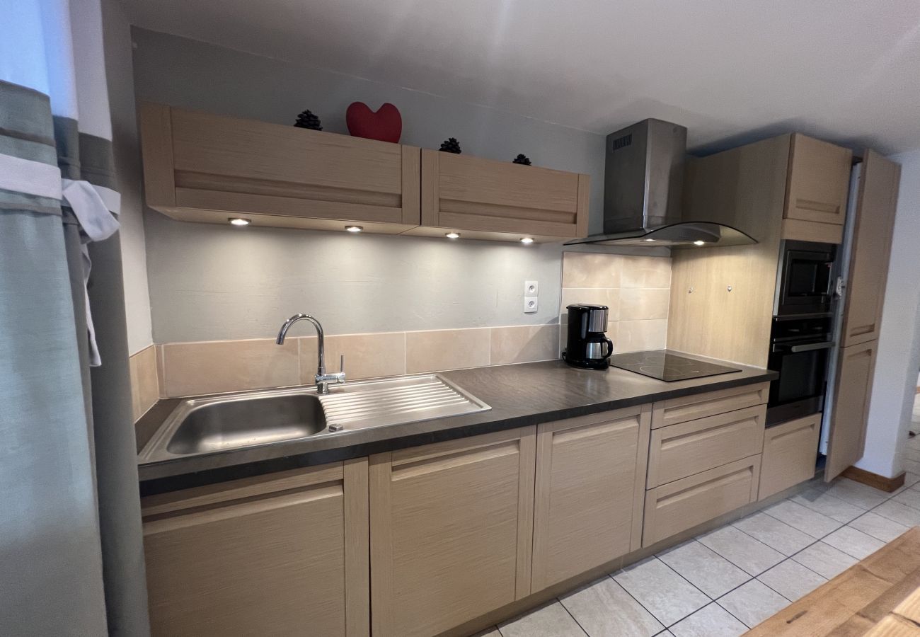 Apartment in La Clusaz - Pomme de pin - Apartment 3* near ski slopes and village, 6 pers