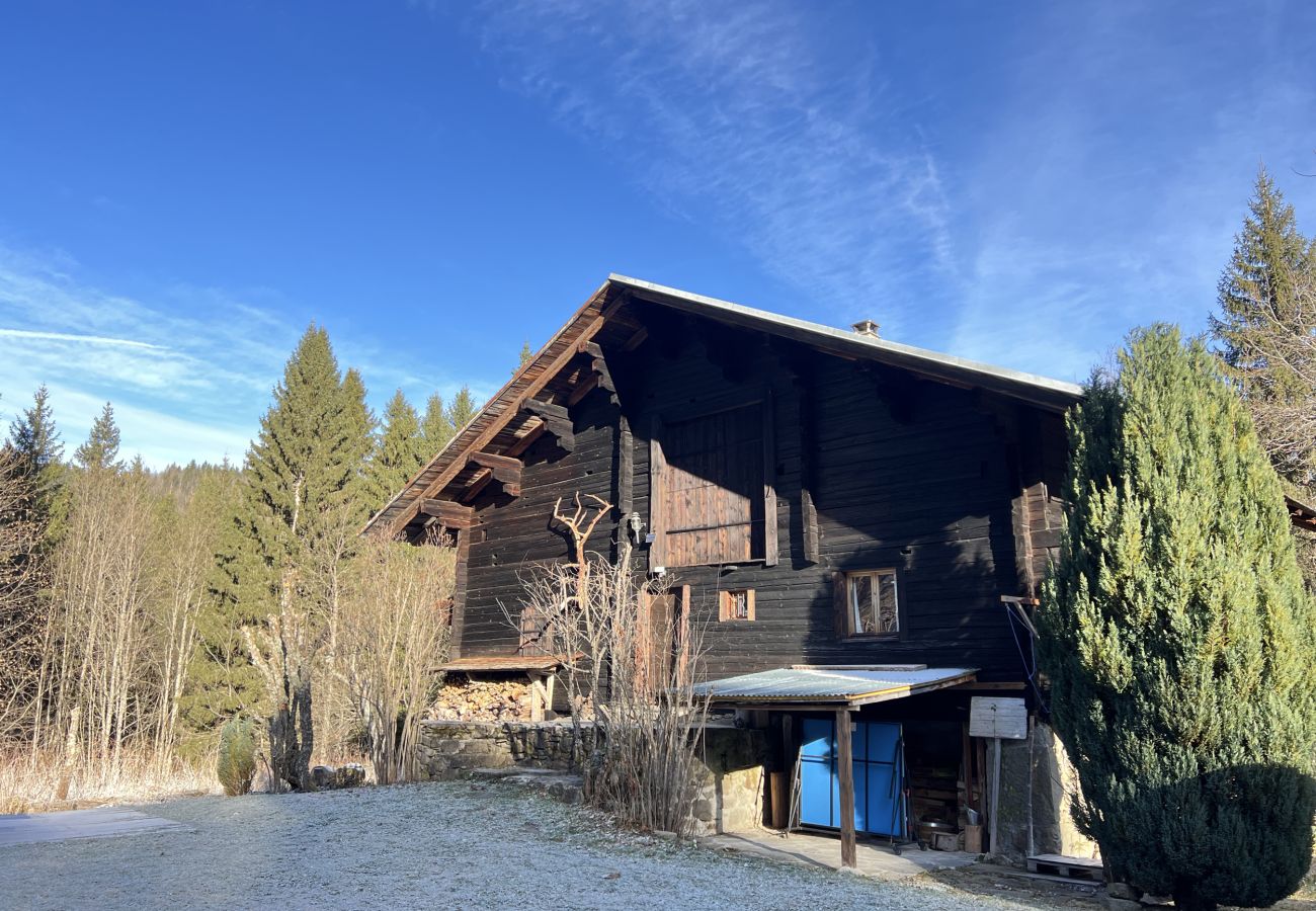 Villa in La Clusaz - Référence 526 - Authentique chalet d`alpage