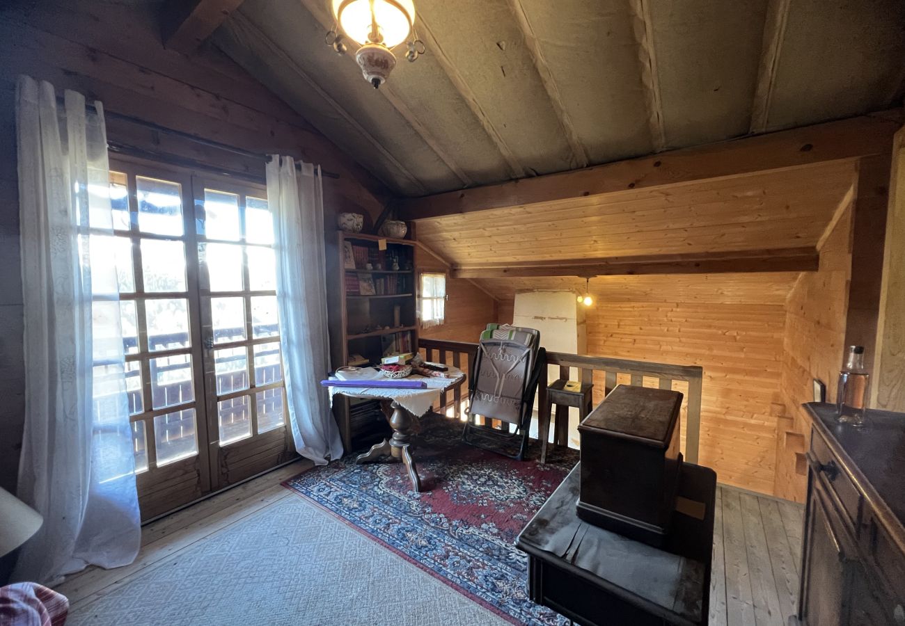 Villa in Manigod - ref 548 Chalet  face aux montagnes